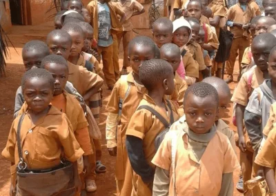 Écoliers au Cameroun